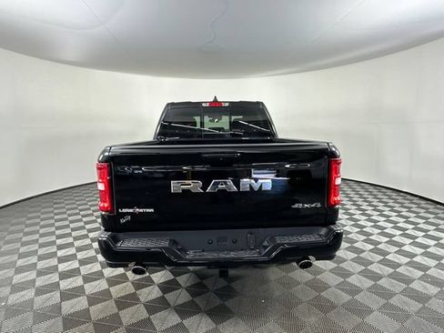 New 2026 RAM 1500 4x4 Crew Cab image 7