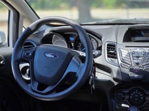 Used 2016 Ford Fiesta S image 21