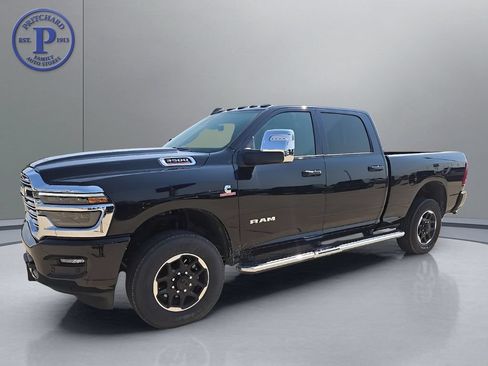 Used 2026 RAM 3500 Laramie AWD/4WD image 3