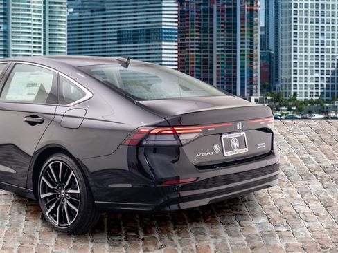 New 2024 Honda Accord Touring image 9