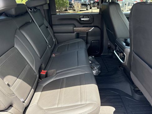 Used 2020 GMC Sierra 2500 Denali w/ Denali Ultimate Package AWD/4WD image 33
