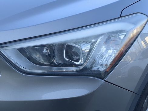 Used 2015 Hyundai Santa Fe Sport image 12