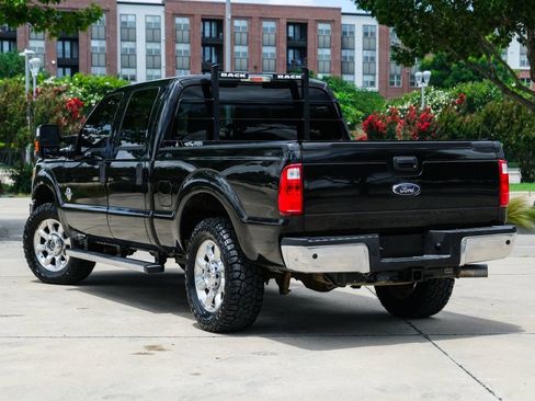 Used 2015 Ford F250 XLT w/ XLT Premium Package AWD/4WD image 21