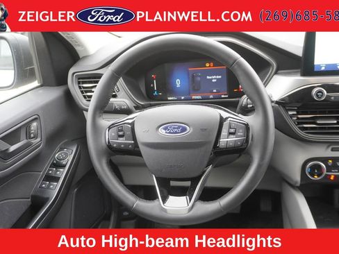Used 2024 Ford Escape Active AWD/4WD image 14
