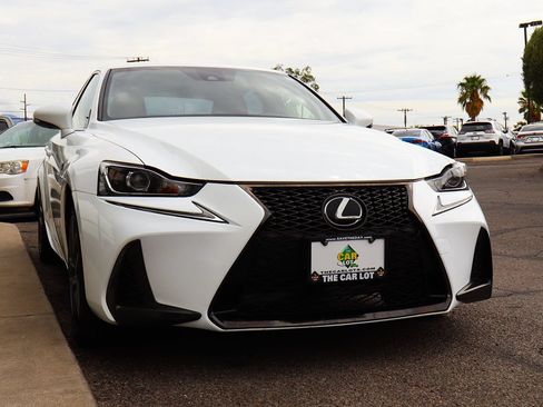 Used 2018 Lexus IS 300 F Sport w/ F Sport Package RWD image 18