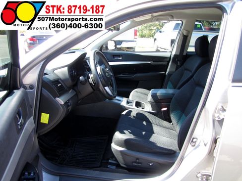 Used 2011 Subaru Legacy 2.5i Premium w/ All-Weather Pkg image 11