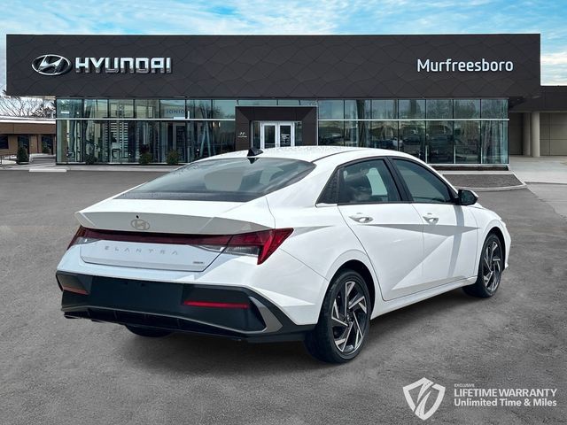 New 2026 Hyundai Elantra Limited FWD image 5
