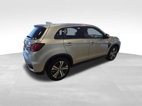 Used 2025 Mitsubishi Outlander Sport ES AWD/4WD image 9