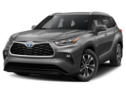 Used 2023 Toyota Highlander XLE