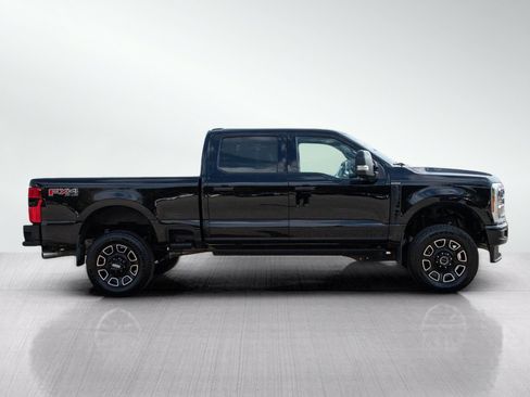 Used 2023 Ford F250 Platinum w/ FX4 Off-Road Package AWD/4WD image 6