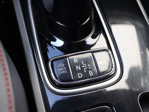 Used 2021 Mitsubishi Outlander LE AWD/4WD image 20