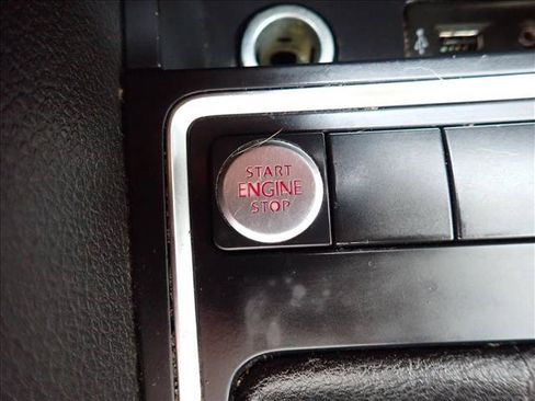 Used 2017 Volkswagen Jetta SE FWD image 15