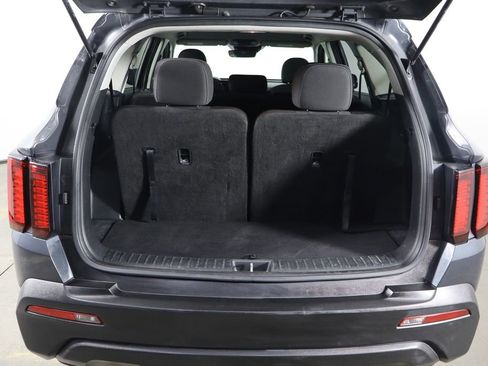 Used 2021 Kia Sorento LX FWD image 18