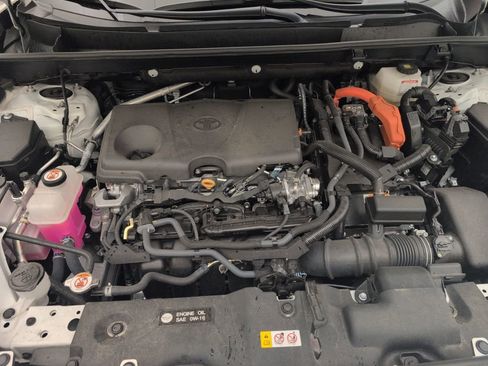 Used 2024 Toyota RAV4 XLE image 44