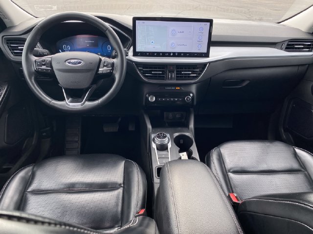 Used 2024 Ford Escape Platinum AWD/4WD image 5