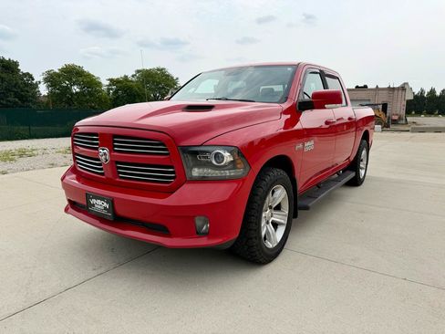 Used 2016 RAM 1500 Sport w/ Sport Premium Group AWD/4WD image 3