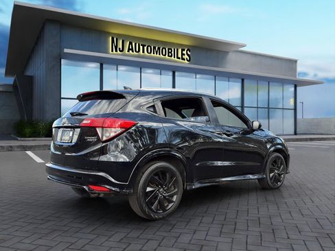 Used 2021 Honda HR-V Sport image 7