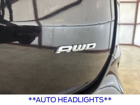 Used 2024 Ford Edge SEL AWD/4WD image 16