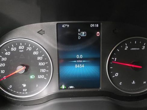 Used 2024 Mercedes-Benz Sprinter 2500 w/ Acoustic Package image 8
