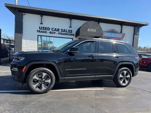 Used 2022 Jeep Grand Cherokee Limited 4xe image 4
