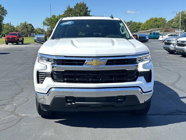 Certified 2026 Chevrolet Silverado 1500 LT AWD/4WD image 3