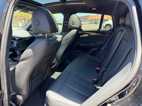 Used 2020 BMW X4 xDrive30i w/ Premium Package AWD/4WD image 15