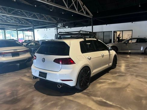 Used 2019 Volkswagen Golf 4-Door FWD image 5