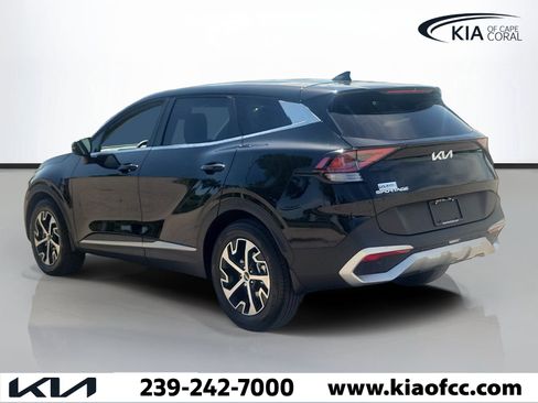 Certified 2024 Kia Sportage EX FWD image 4