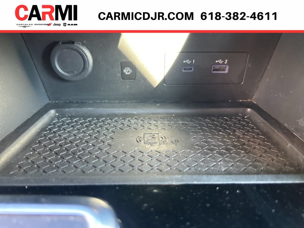 Used 2023 Nissan Pathfinder SL AWD/4WD image 26
