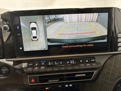 Used 2026 Toyota Camry XLE w/ Premium Plus Package AWD/4WD image 11