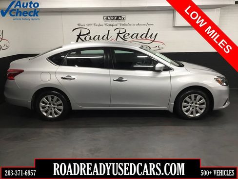 Used 2016 Nissan Sentra SV FWD image 1