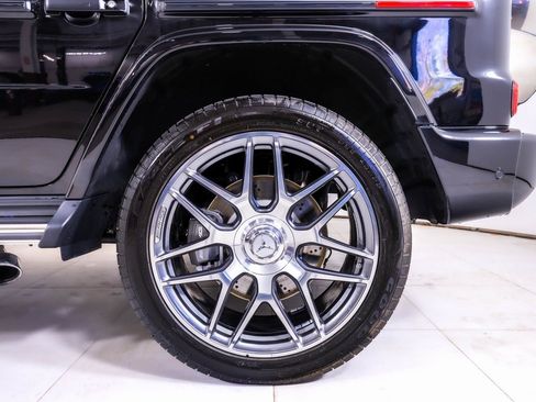 Used 2025 Mercedes-Benz G 63 AMG 4MATIC image 11