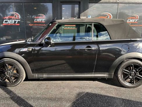 Used 2015 MINI Cooper S image 2