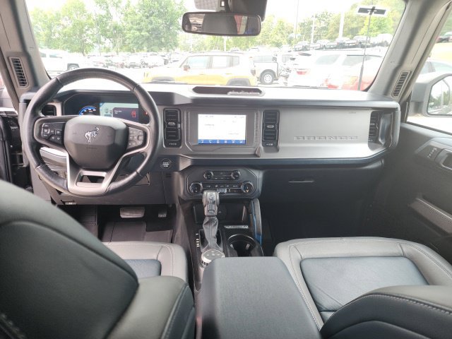 Used 2022 Ford Bronco Outer Banks AWD/4WD image 46