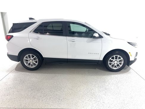 Used 2024 Chevrolet Equinox LT image 6