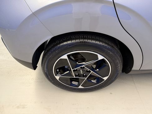 Used 2024 Kia Soul EX FWD image 8