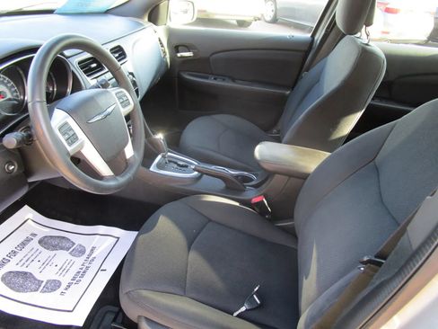 Used 2013 Chrysler 200 Touring w/ Cold Weather Group FWD image 15