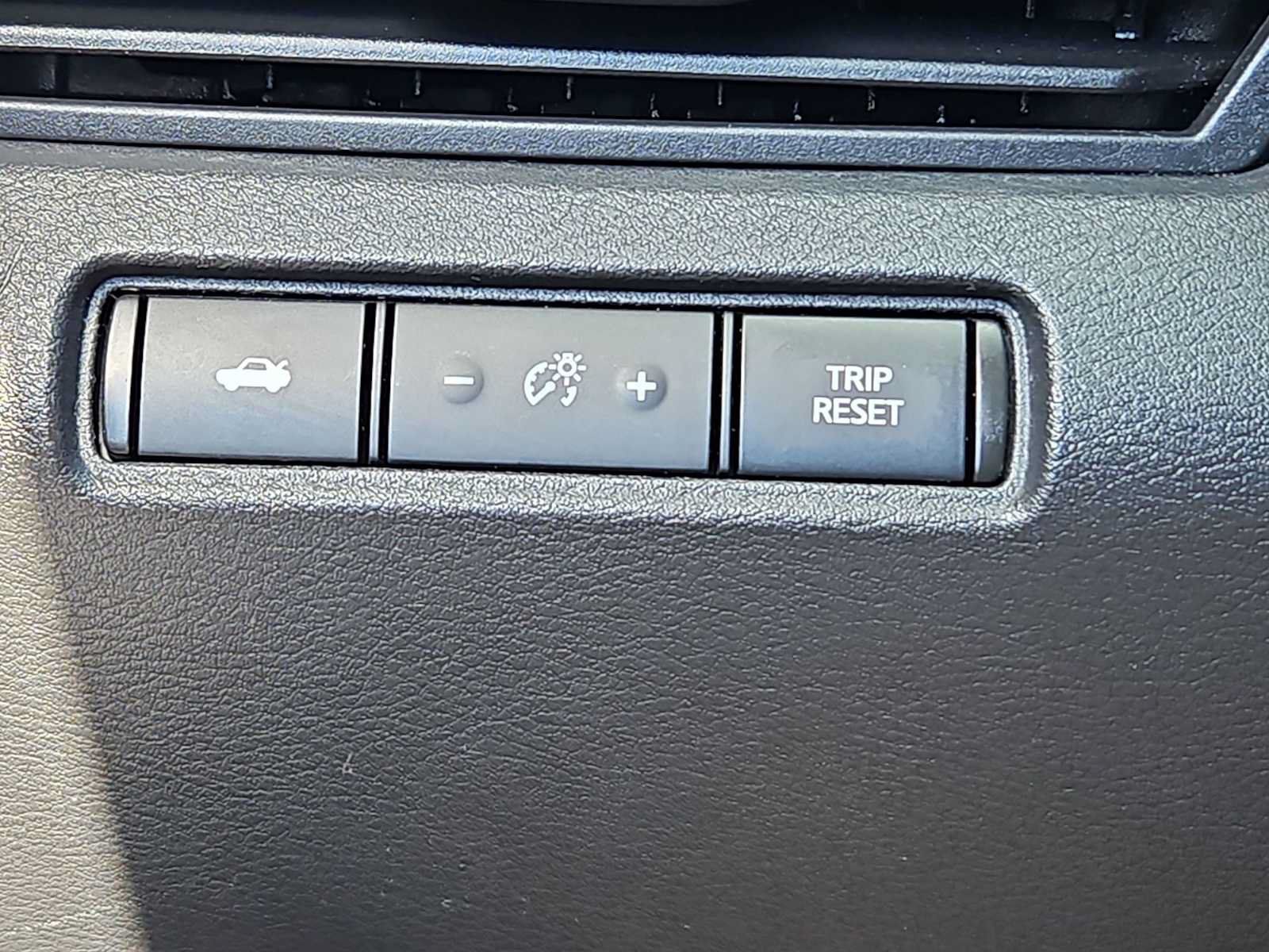 Used 2022 Nissan Altima 2.5 SR FWD image 34
