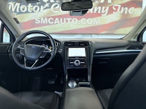 Used 2020 Ford Fusion Titanium image 26