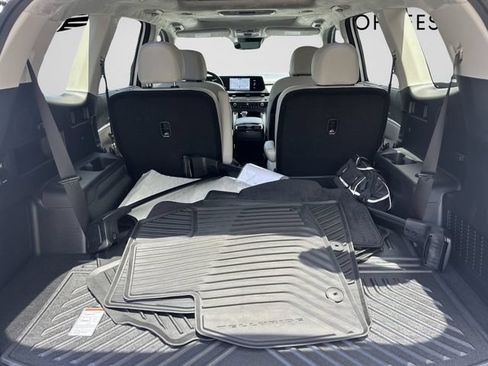 Used 2024 Kia Telluride SX Prestige AWD/4WD image 15