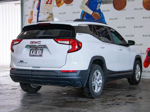 Used 2022 GMC Terrain SLE w/ Driver Convenience Package image 24