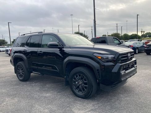 Certified 2026 Toyota 4Runner SR5 AWD/4WD image 3