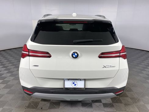 Used 2025 BMW X3 xDrive30i w/ Premium Package image 24