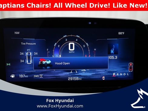 Used 2025 Chevrolet Traverse LT image 2