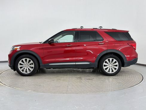 Used 2020 Ford Explorer Limited w/ Class III Trailer Tow Package image 2