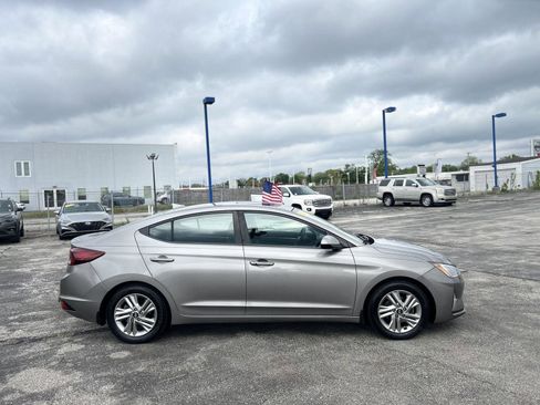 Used 2020 Hyundai Elantra Value Edition w/ Cargo Package (C1) FWD image 4