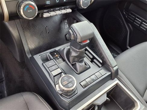 Used 2024 Toyota Tacoma TRD Off-Road image 21