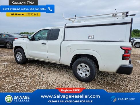 Used 2024 Nissan Frontier S RWD image 3