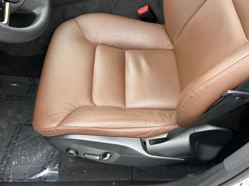 Certified 2023 Volvo XC60 B5 Plus image 17