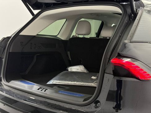 New 2026 Lincoln Nautilus Reserve image 8